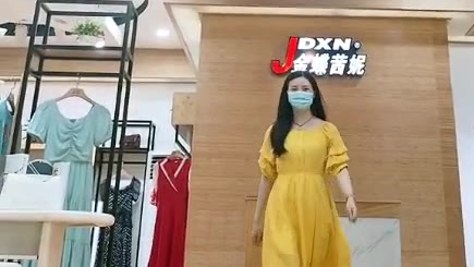 时尚女装潮流穿搭魅力四射!——金蝶茜妮